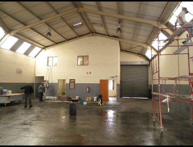 300M² FACTORY TO LET IN PAROW INDUSTRIAL