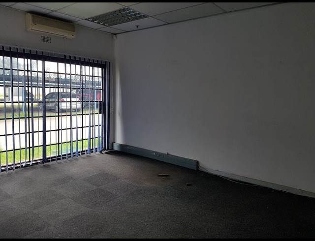 1,500M² WAREHOUSE RENTED IN AMALGAM