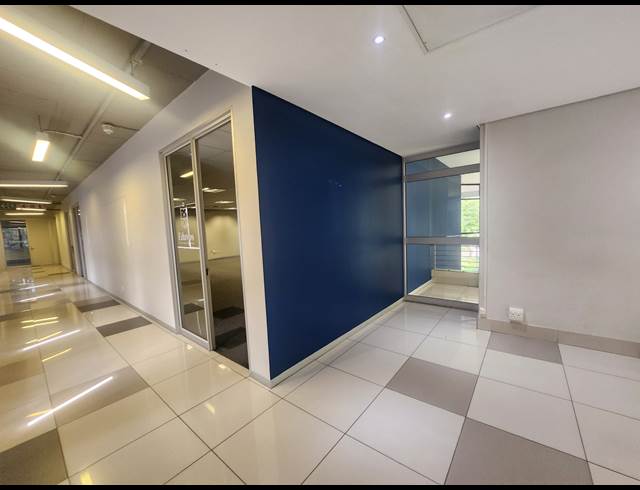 4,074M² OFFICE TO LET IN BEDFORDVIEW