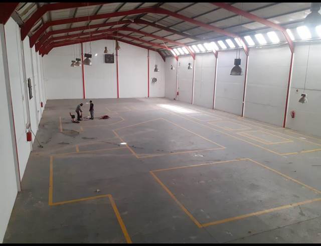 857M² WAREHOUSE TO LET IN KILLARNEY GARDENS