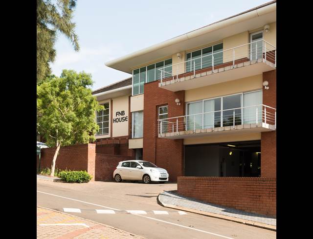 1,968M² OFFICE TO LET IN TOWN HILL