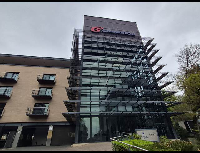 675M² OFFICE TO LET IN SANDTON CENTRAL