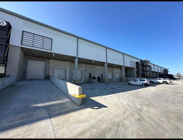 6,569M² WAREHOUSE TO LET IN BELLVILLE SOUTH INDUSTRIA