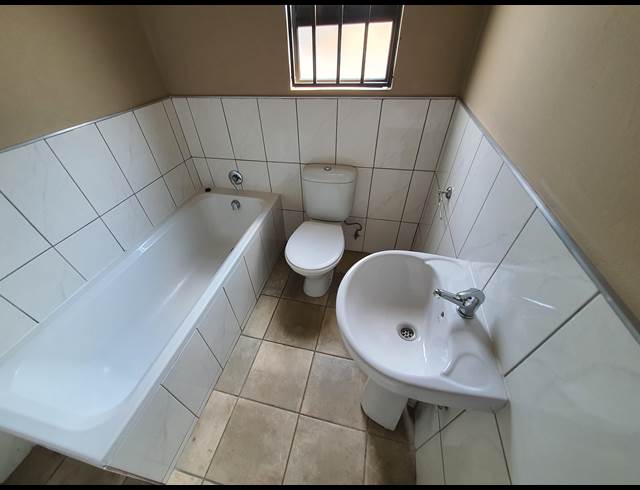 3 BEDROOM PROPERTY TO RENT IN ALBEMARLE