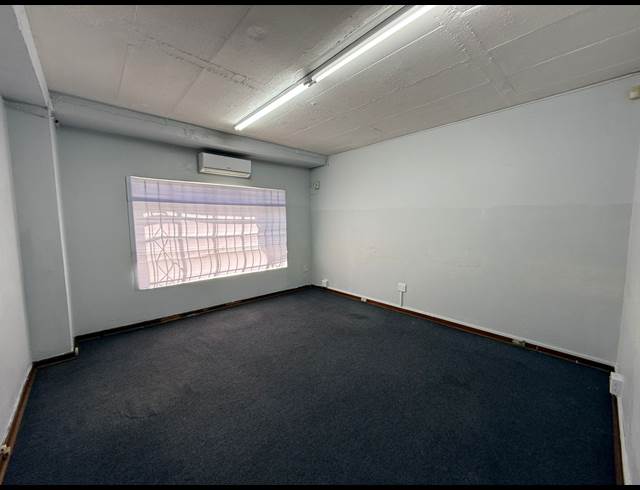 209M² OFFICE TO LET IN STRIJDOMPARK