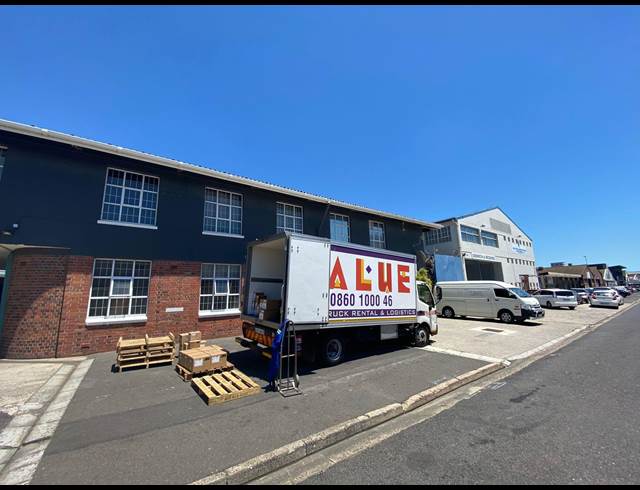 480M² OFFICE TO LET IN PAARDEN EILAND