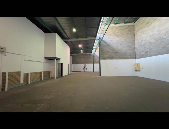 566.10M² WAREHOUSE TO LET IN DRIEHOEK