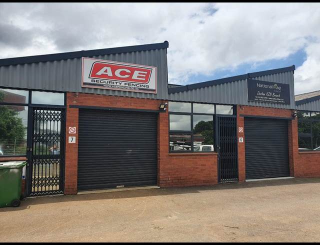 120M² WAREHOUSE TO LET IN NEW GERMANY