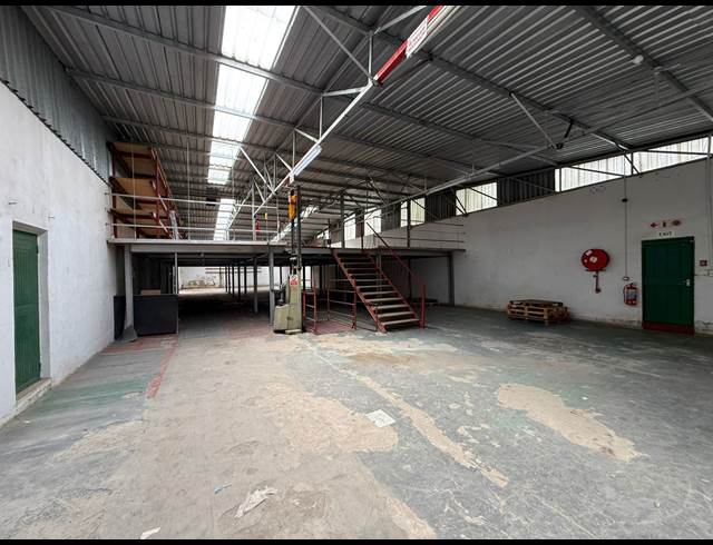 4,000M² WAREHOUSE TO LET IN MULDERSDRIFT