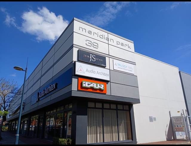 133M² OFFICE TO LET IN UMHLANGA RIDGE