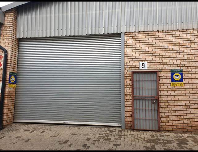 272M² WAREHOUSE RENTED IN WADEVILLE
