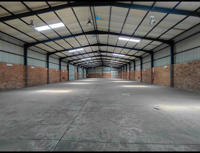 1,848M² WAREHOUSE TO LET IN POMONA