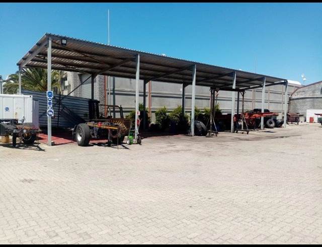3,700M² INDUSTRIAL YARD TO LET IN KILLARNEY GARDENS