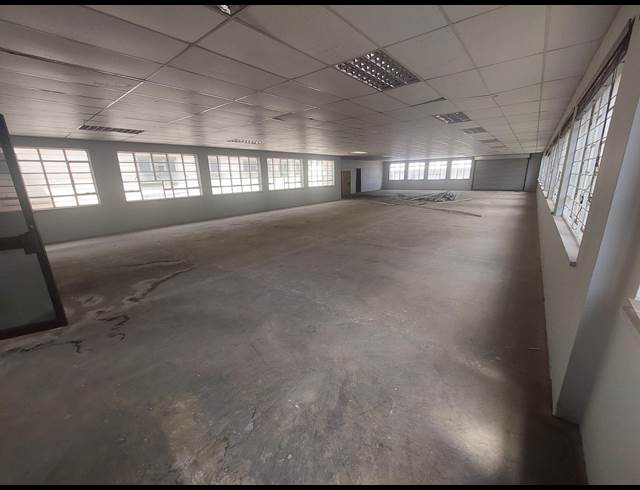 400M² WAREHOUSE RENTED IN BOKSBURG EAST