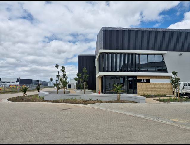 565M² WAREHOUSE TO LET IN STIKLAND INDUSTRIAL
