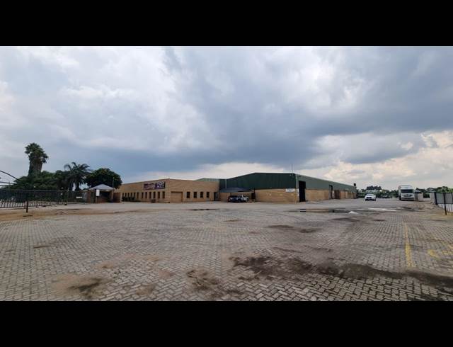 6,972M² WAREHOUSE TO LET IN HUGHES