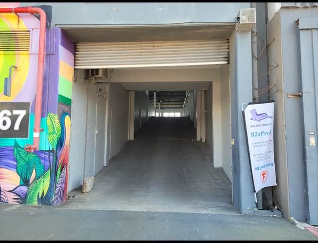 2,917M² WAREHOUSE TO LET IN PAARDEN EILAND