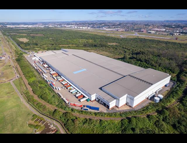 29,677M² WAREHOUSE TO LET IN PROSPECTON INDUSTRIAL