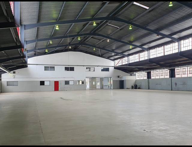 1,409M² WAREHOUSE TO LET IN CITY & SUBURBAN