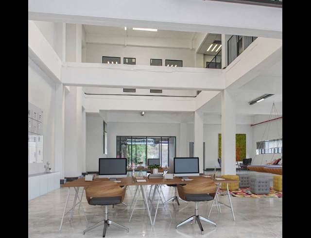 1,420M² WAREHOUSE TO LET IN HALFWAY HOUSE