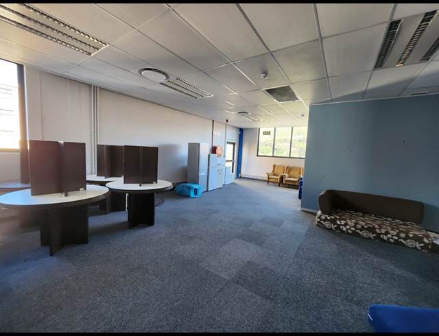 2,300M² OFFICE TO LET IN OBSERVATORY