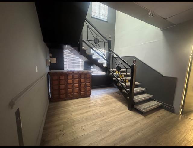 476M² OFFICE TO LET IN WYNBERG
