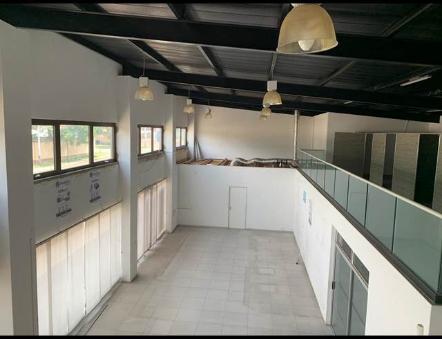 800M² OFFICE TO LET IN BOKSBURG NORTH
