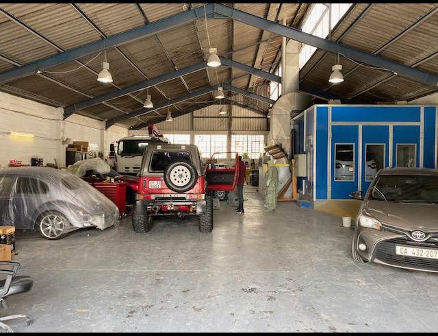 412M² MINI FACTORY TO LET IN OTTERY