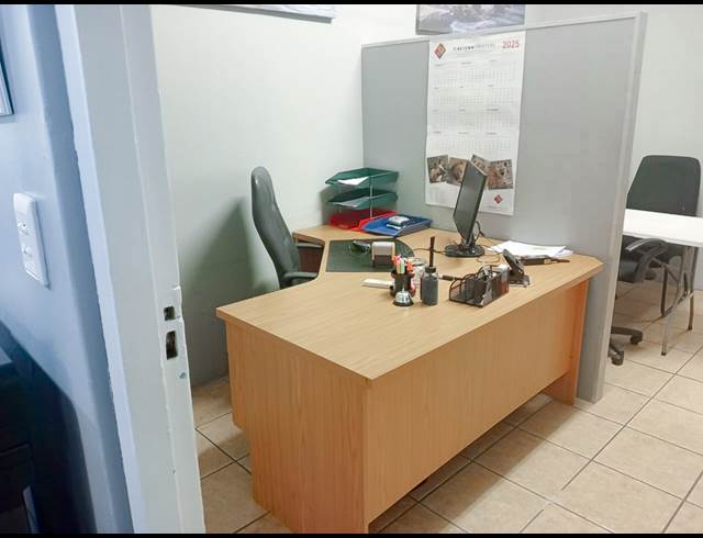 20M² OFFICE TO LET IN PINETOWN CENTRAL