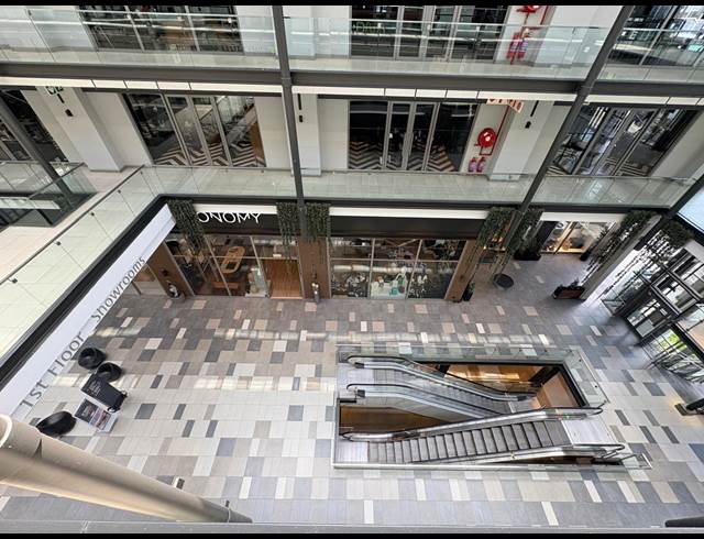 276M² OFFICE TO LET IN FOURWAYS