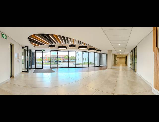 425M² OFFICE TO LET IN VORNA VALLEY