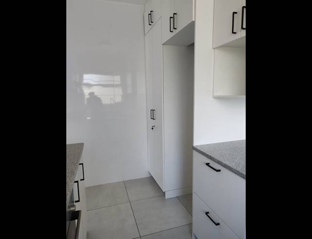 2 bed property to rent in PLUMSTEAD