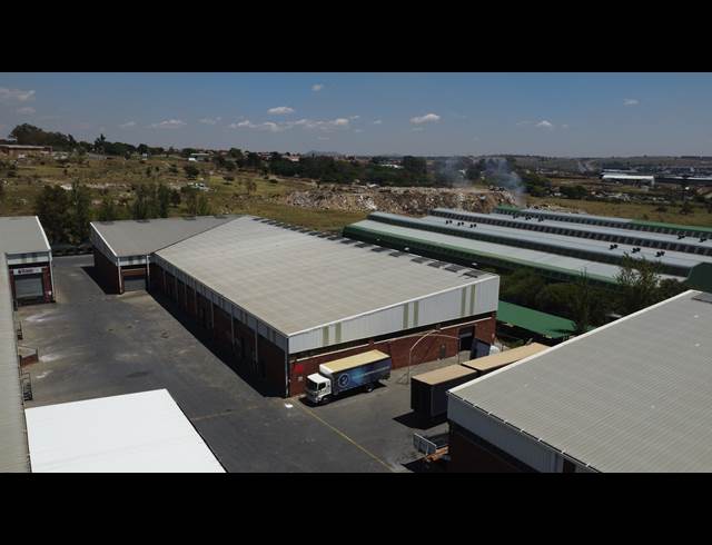 2,380M² WAREHOUSE TO LET IN KYA SANDS