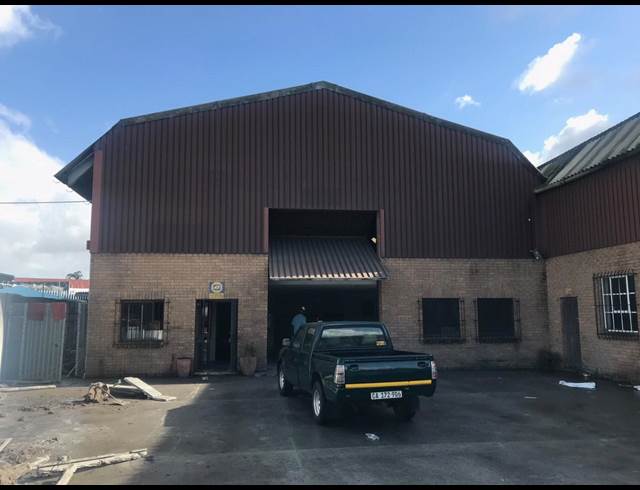 345M² WAREHOUSE TO LET IN STIKLAND INDUSTRIAL