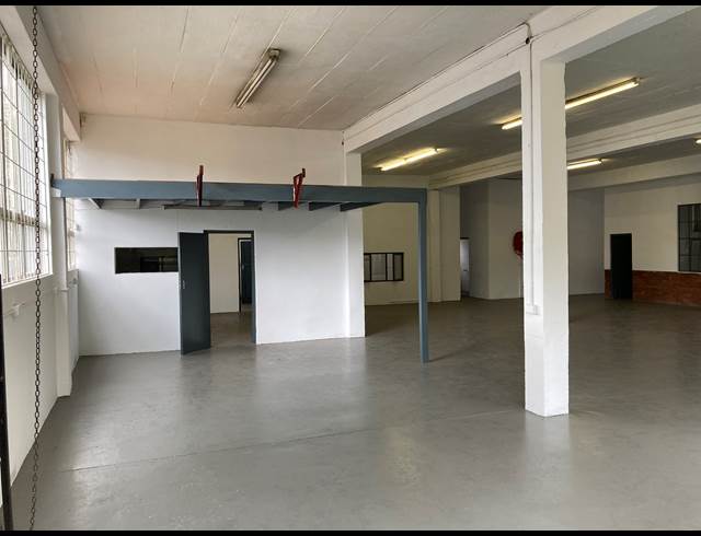 400M² WAREHOUSE TO LET IN WESTMEAD
