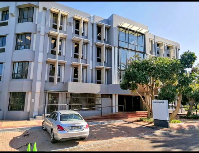 170M² BUILDING TO LET IN TYGER VALLEY