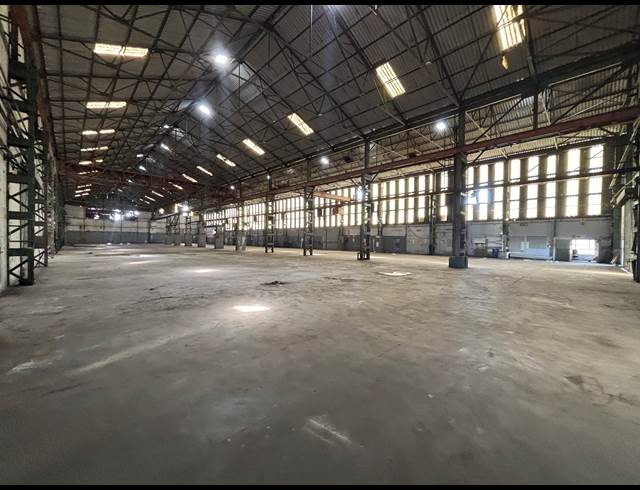 7,255M² WAREHOUSE TO LET IN EPPING INDUSTRIAL