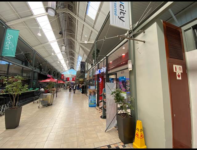 67M² RETAIL TO LET IN ROYAL ASCOT