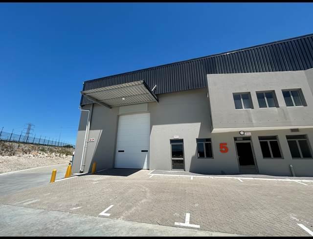 406M² WAREHOUSE TO LET IN SACKS CIRCLE INDUSTRIAL