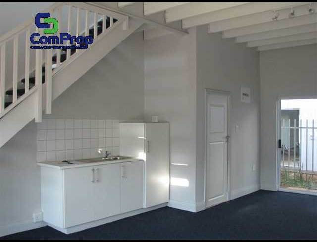83M² OFFICE TO LET IN BALLITO CENTRAL