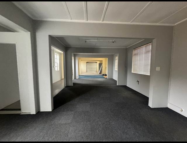 159M² OFFICE TO LET IN MODDERFONTEIN