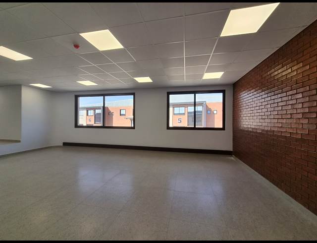 1,052M² OFFICE TO LET IN SAMRAND BUSINESS PARK