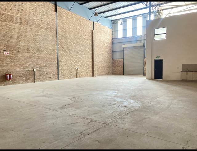 429M² WAREHOUSE TO LET IN KYA SANDS