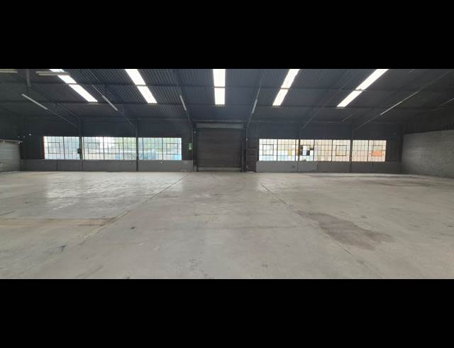 627M² WAREHOUSE TO LET IN ANDERBOLT