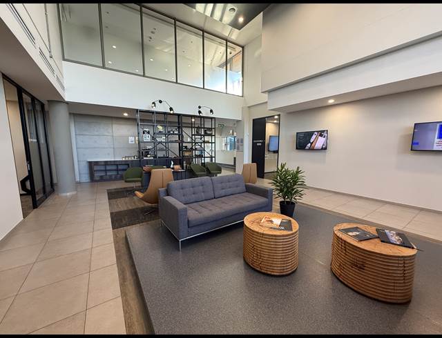 625M² OFFICE TO LET IN ROSEBANK