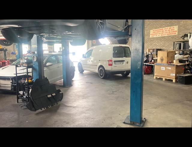 868M² WAREHOUSE TO LET IN KYALAMI