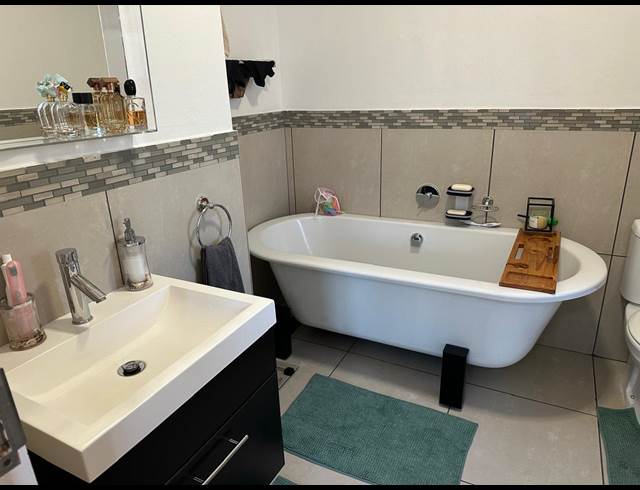 3 BEDROOM TOWNHOUSE TO LET IN NORTHGATE