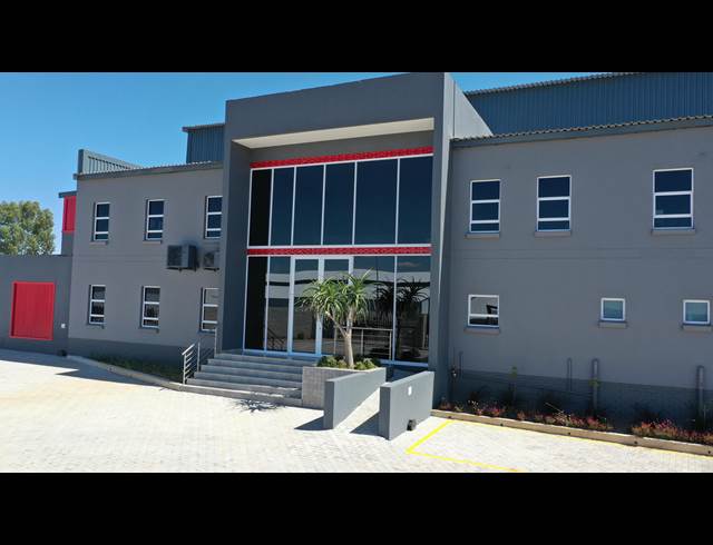 3,486M² WAREHOUSE TO LET IN KNOPJESLAAGTE