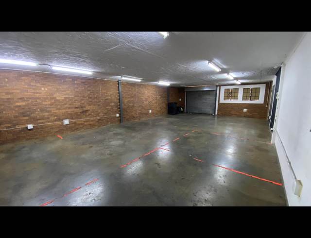 300M² WAREHOUSE TO LET IN HENNOPSPARK