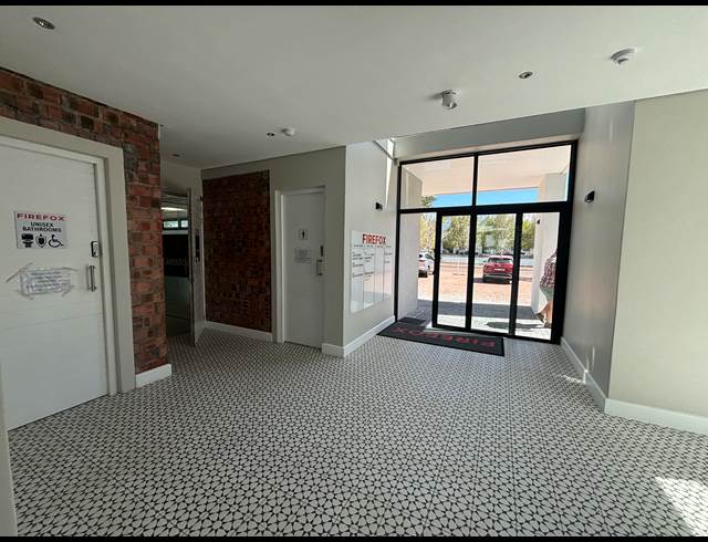 217M² MEDICAL SUITE TO LET IN PAARDEVLEI